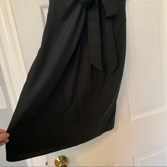 Cynthia Steffe Silk Halter Twist Little Black LBD - Picture 4 of 16